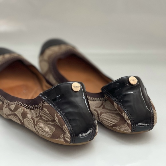 Coach Brown and Black Flats - Picture 2 of 6